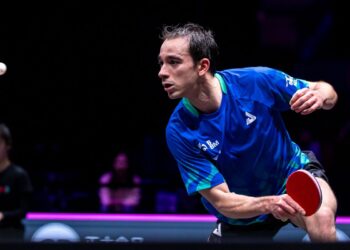Calderano supera anfitrião na estreia do Europe Smash na Suécia