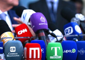 Fenaj pede que STF reveja decisão sobre diploma de jornalista