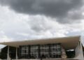 STF retoma julgamento sobre mandato-tampão para governo do Rio