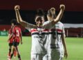 São Paulo vence Vitória e assume liderança do Brasileirão Feminino