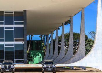 Supremo retoma julgamento sobre uberização
