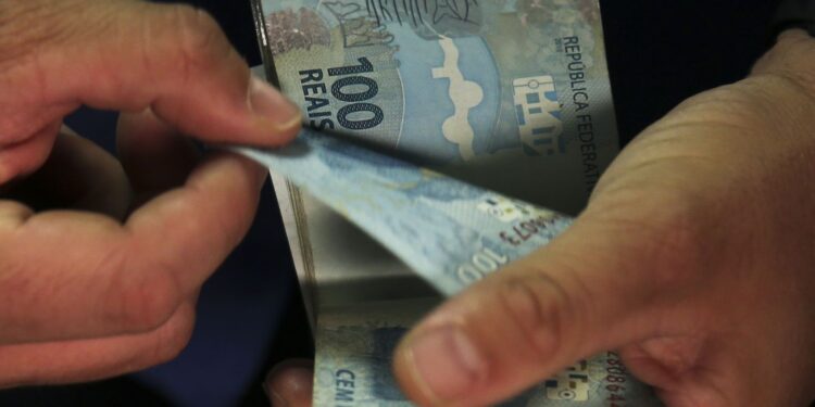 Desenrola Adimplentes começa a operar nesta segunda-feira