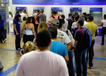 Bancários farão paralisação de 24 horas nesta quinta-feira