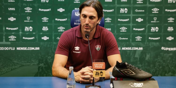 Fluminense demite técnico Zubeldia, após 0 a 0 em casa na Libertadores