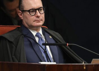 Dallagnol expõe sigilo fiscal de Zanin, que pede responsabilização
