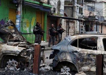 Estado e governo federal se unem para retomar territórios no Rio