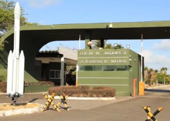 Brasil testa plataforma para pesquisas em microgravidade no espaço