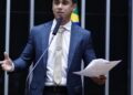 TSE manda Nikolas retirar postagem com desinformação sobre Lula