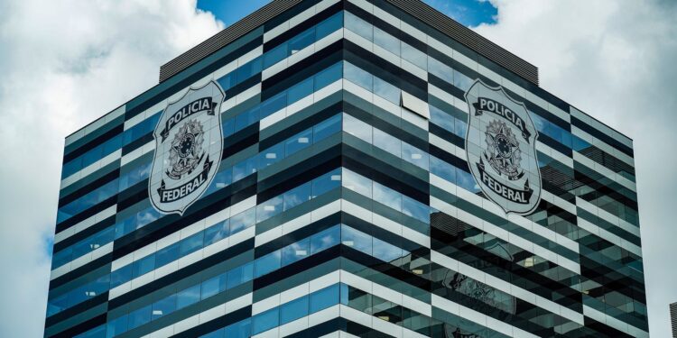 Diretores da PF apoiam Andrei Rodrigues e colocam cargos à disposição