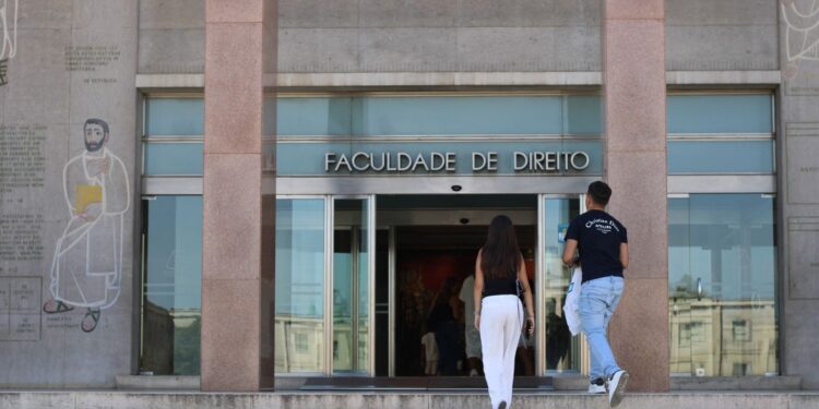 Universidade de Lisboa concentra maior número de eleitores no exterior