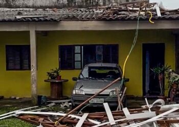 Quatro pessoas estão desaparecidas no RS após temporal