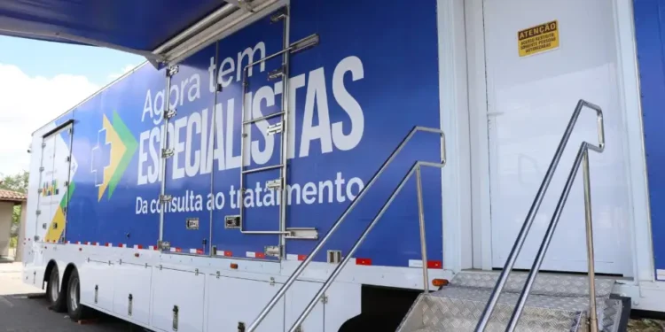 Alagoinhas recebe unidade móvel de oftalmologia do programa “Agora Tem Especialistas” em novembro