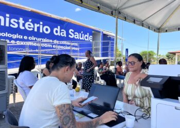 Agora Tem Especialista: unidade móvel de oftalmologia realiza atendimentos em Alagoinhas