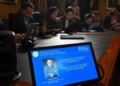 Belga que descobriu menor partícula do universo recebe Nobel de Física