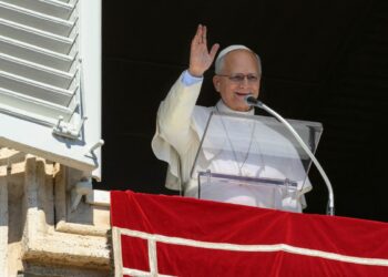 Papa já está internado para retirada de nódulo no pulmão