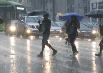 Defesa Civil alerta para chuvas fortes no estado de SP