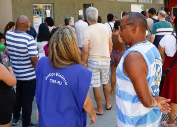 TRE-RJ suspende propaganda eleitoral gratuita no RJ até domingo