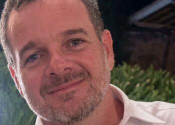 Juiz é encontrado morto dentro de veículo em chamas no interior de SP