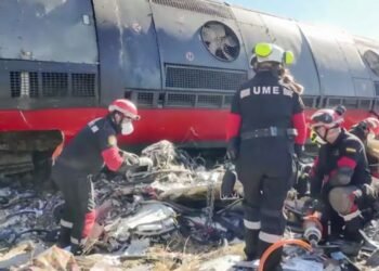 Espanha: equipes fazem buscas na esperança de encontrar sobreviventes