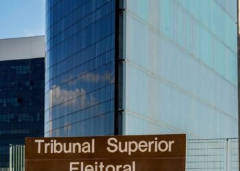 Condenado por lesão corporal contra mulher fica inelegível, decide TSE