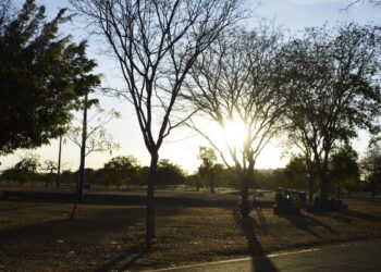 Calor e chuva persistem em grande parte do país